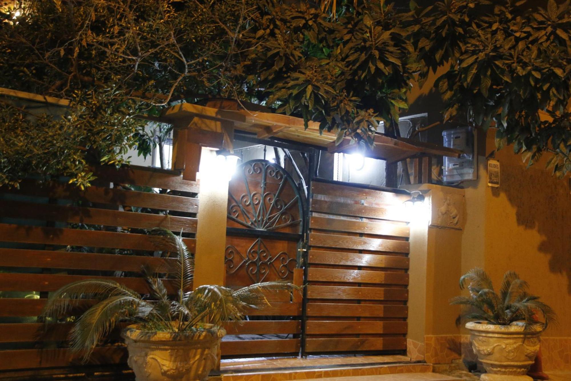 Vlorë 2 Kitarat Bb Bed & Breakfast エクステリア 写真